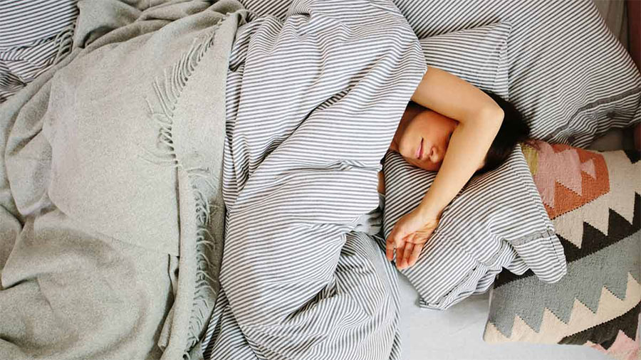 Bị rối loạn giấc ngủ là dấu hiệu rối loạn nội tiết tố nữ