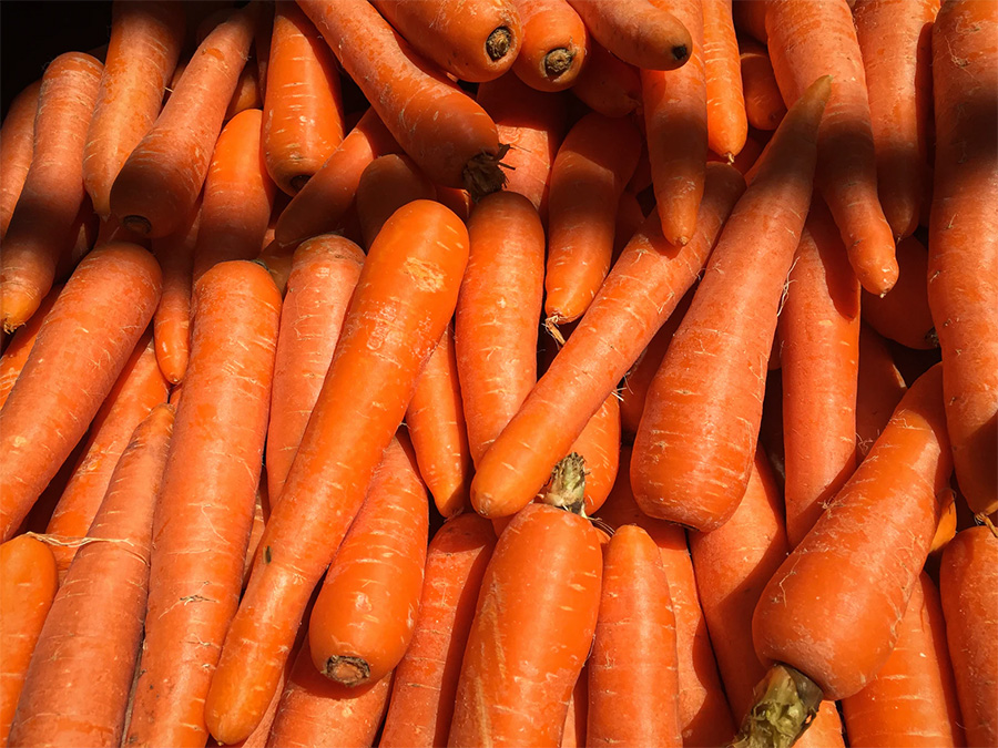 Bổ sung vitamin A cho mắt và giảm cân hiệu quả với cà rốt