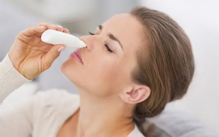 Điều trị viêm mũi dị ứng hiệu quả bằng thuốc xịt mũi