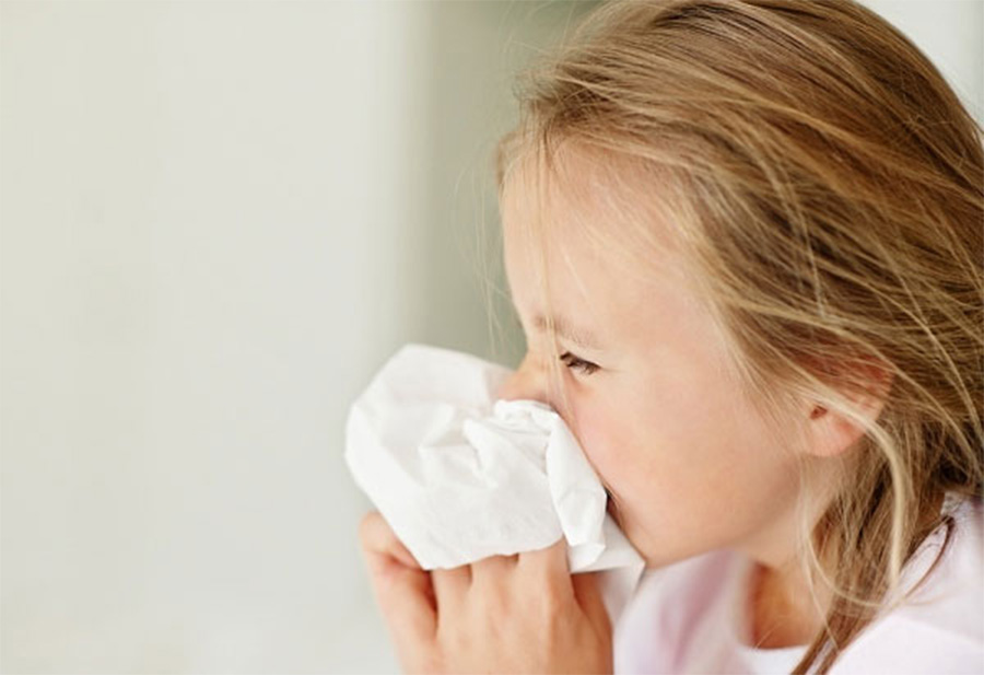 Dấu hiệu của mũi ở viêm xoang khiến cho các bé khó chịu