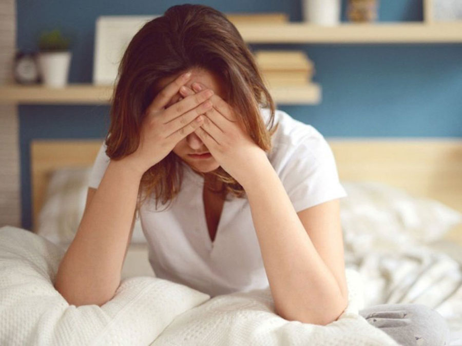 Các triệu chứng mãn kinh sớm thường gặp là cảm xúc đổi thay và hay cáu gắt