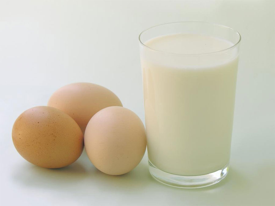 Cách trị nám da bằng trứng gà và sữa