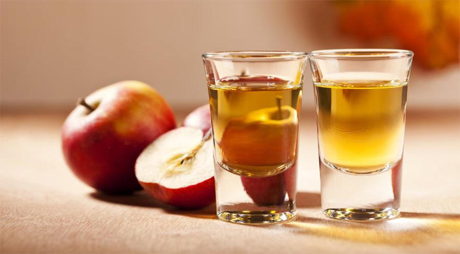 Kích thích hệ tiêu hóa hiệu quả bằng rượu táo