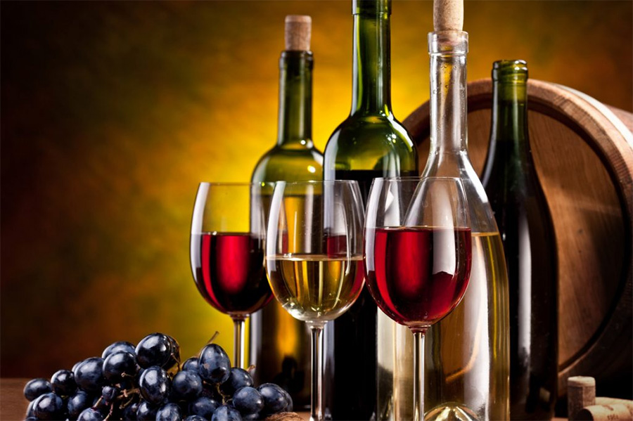 Giảm nguy cơ mắc bệnh tim mạch bằng rượu vang