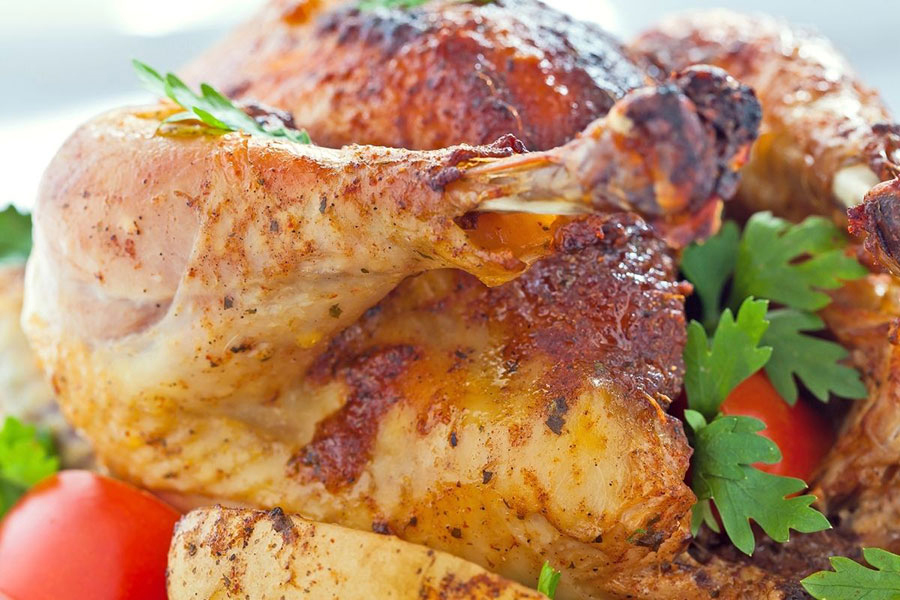 Thịt gà cung cấp nhiều dinh dưỡng cải thiện nội tiết kém khi mang thai